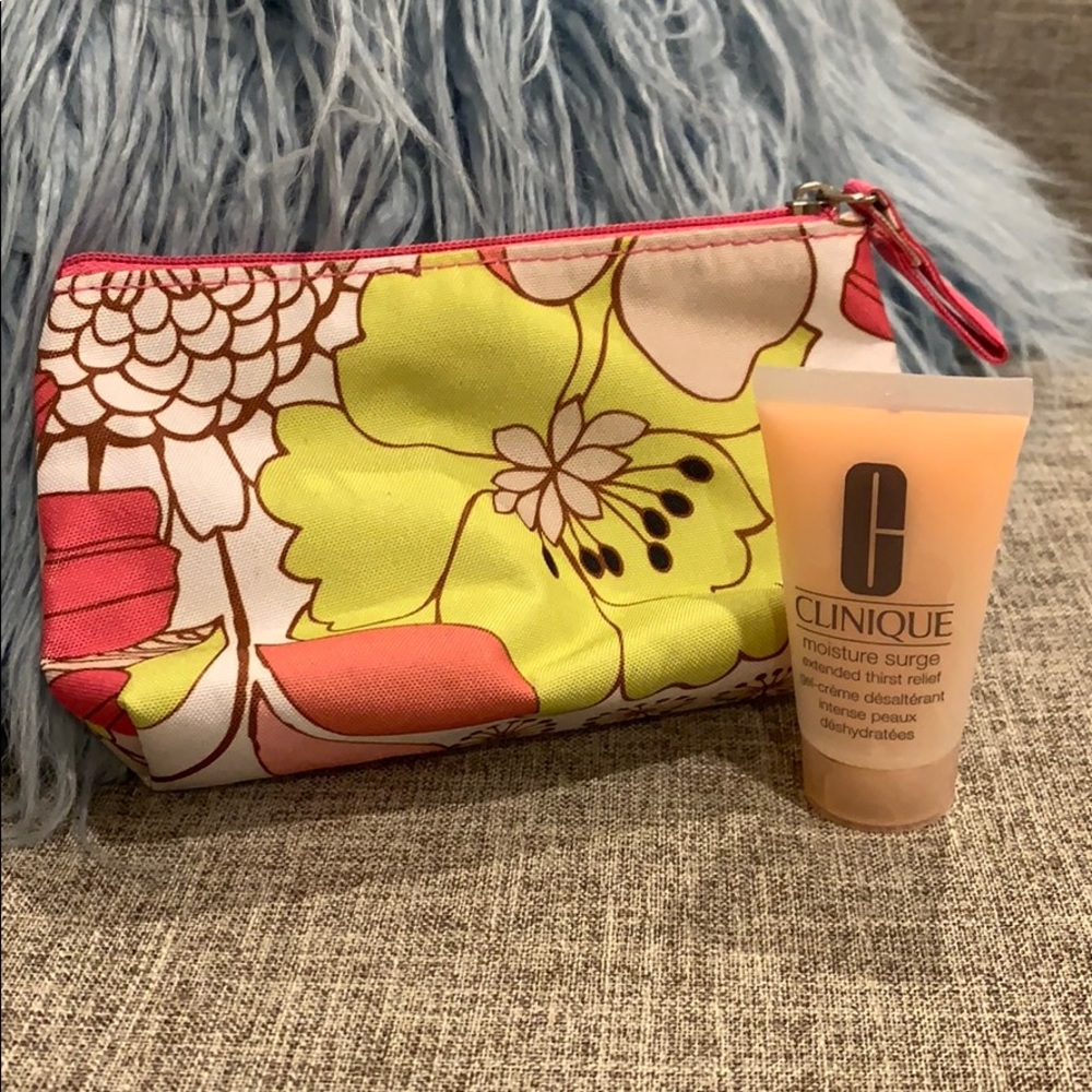 Clinique Bag & Moisture Surge